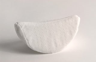 Breastfeeding Pillow/Sponge Wedge for Larger Breasts Advice