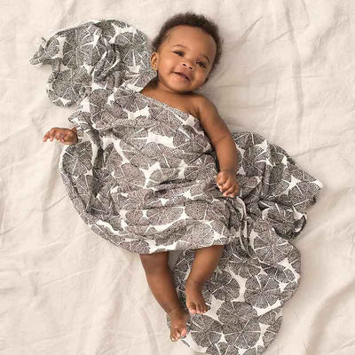 aden + anais swaddle blankets