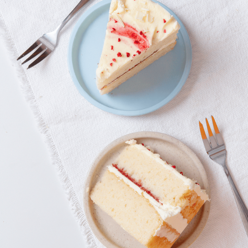 Cutter & Squidge Congratulations Victoria Sponge Medium Cake